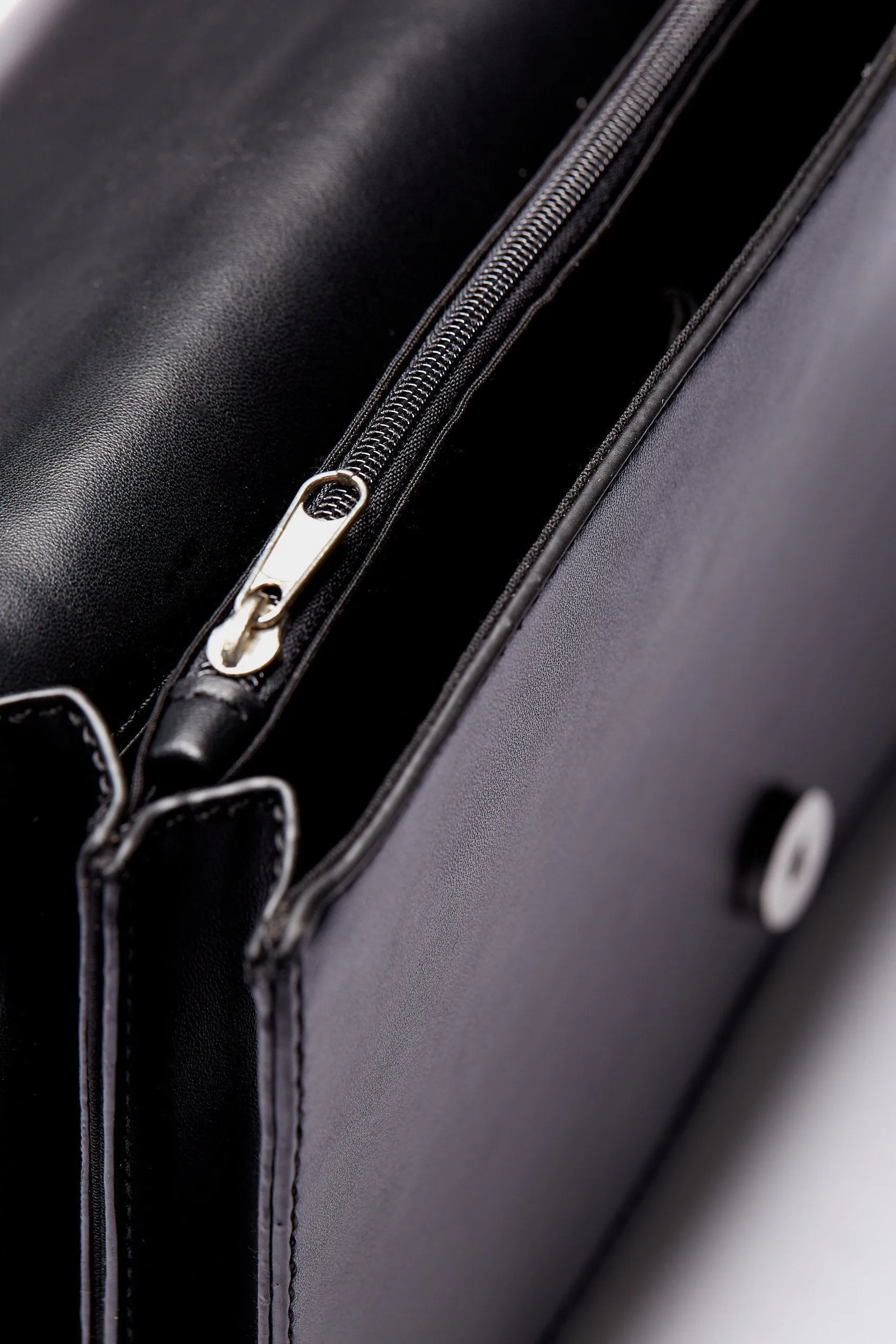 Black Weave Silver Chain Shoulder Bag