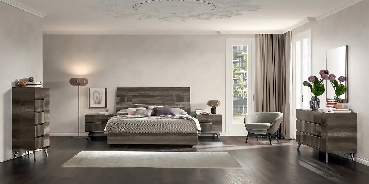 Cariton 6-Piece Queen Bedroom Set