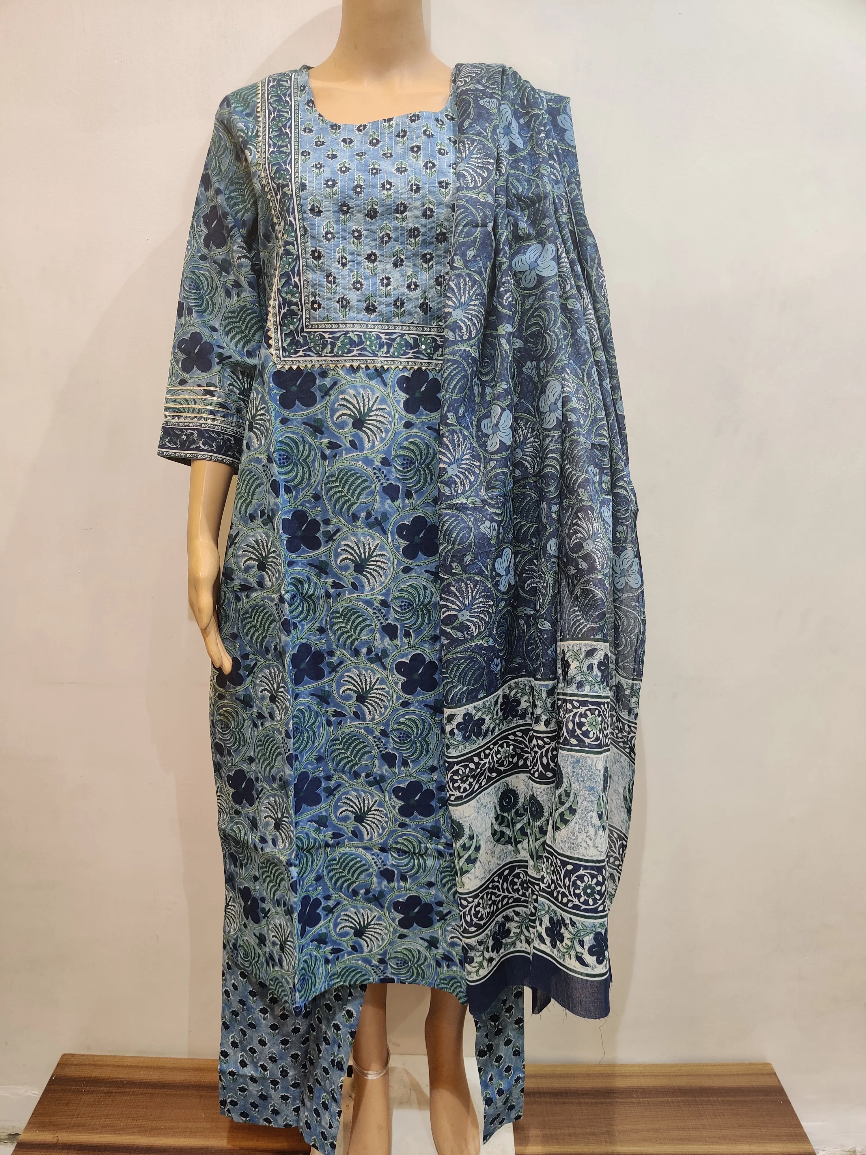 Honeysuckle Kurta pant dupatta set