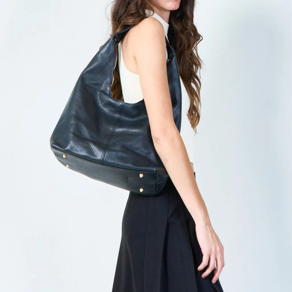 Sleek shoulder bag with zipper closure wholesale